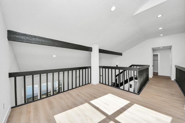 2911 Meadowgrass Lane, Houston, TX 77082