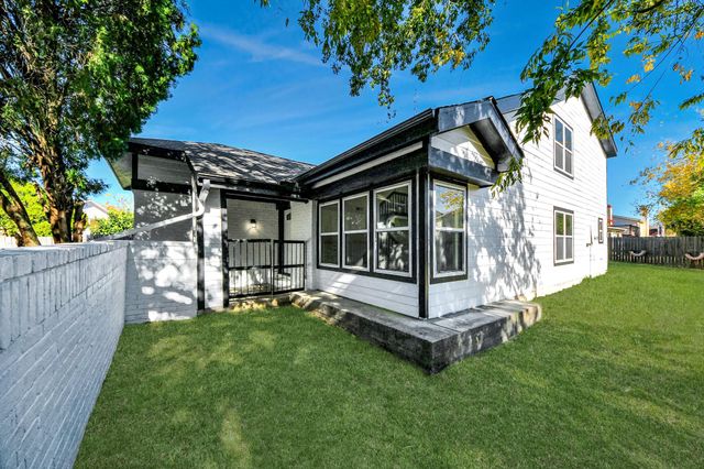 2911 Meadowgrass Lane, Houston, TX 77082