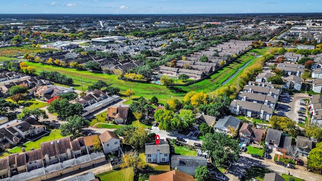 2911 Meadowgrass Lane, Houston, TX 77082