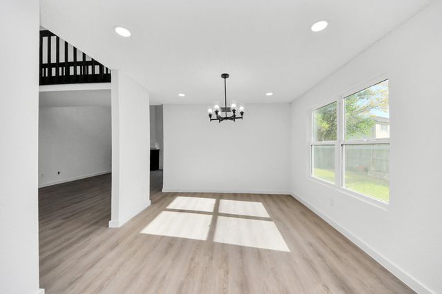 2911 Meadowgrass Lane, Houston, TX 77082