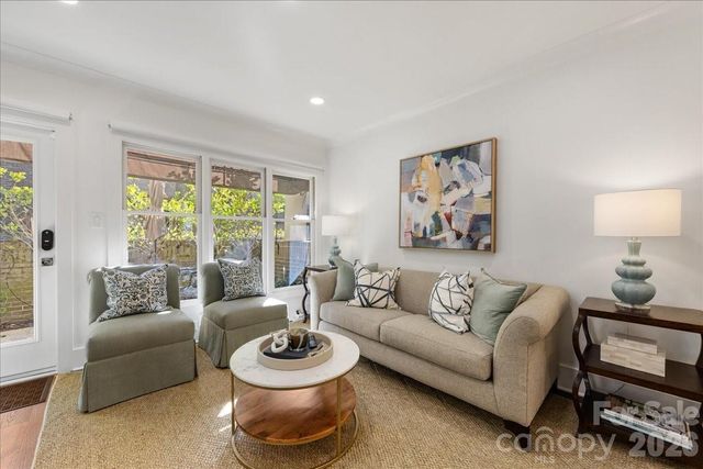 2330 Roswell Avenue A, Charlotte, NC 28207