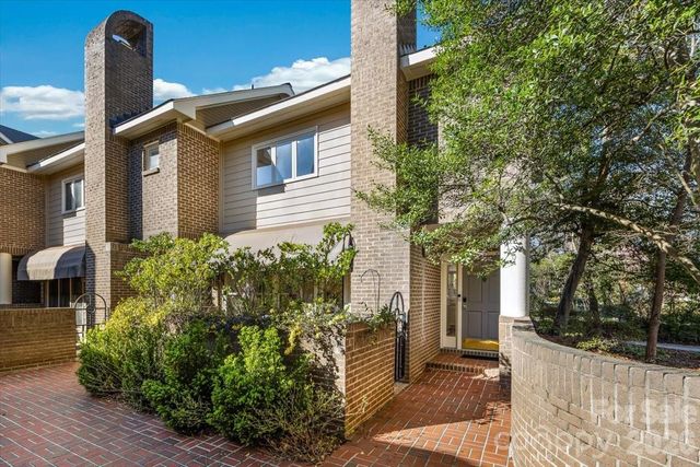 2330 Roswell Avenue A, Charlotte, NC 28207