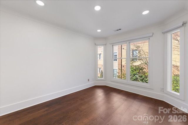 2330 Roswell Avenue A, Charlotte, NC 28207