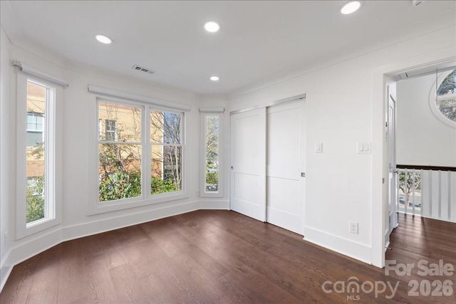 2330 Roswell Avenue A, Charlotte, NC 28207