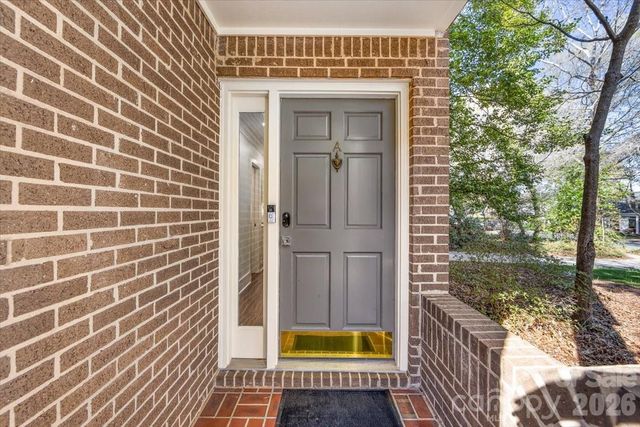 2330 Roswell Avenue A, Charlotte, NC 28207