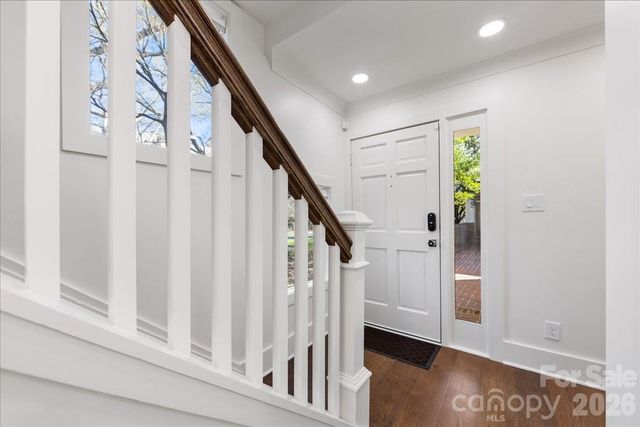 2330 Roswell Avenue A, Charlotte, NC 28207