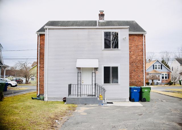 46 Faneuil Street, Windsor, CT 06095