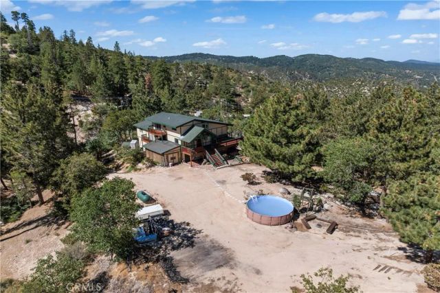 161 N Trails End Road, Green Valley Lake, CA 92341
