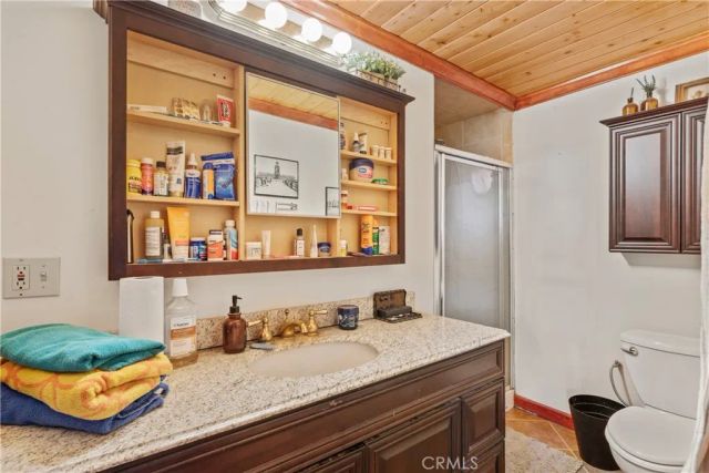 161 N Trails End Road, Green Valley Lake, CA 92341