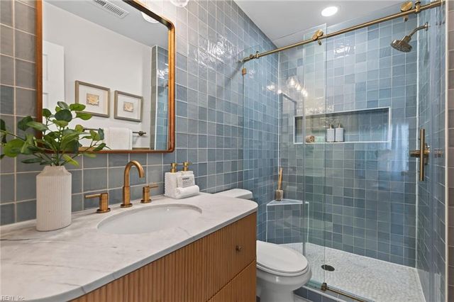 1160 Eppington DR, Virginia Beach, VA 23454