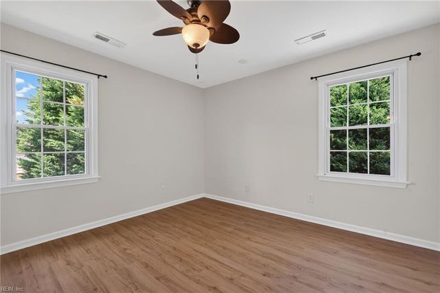 1160 Eppington DR, Virginia Beach, VA 23454