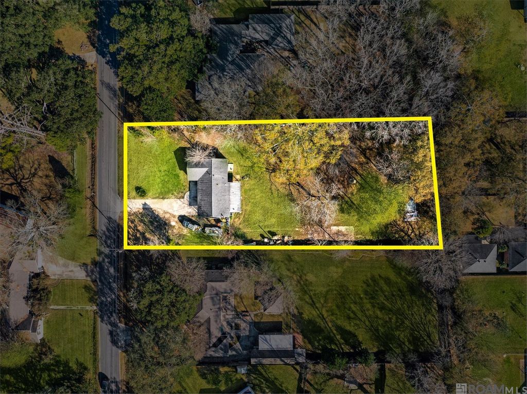 5017 Floynell Dr, Baton Rouge, LA 70809