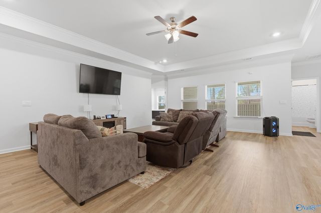 344 Sandy Oak Drive, Harvest, AL 35749