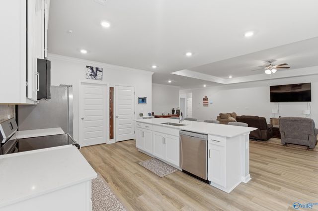 344 Sandy Oak Drive, Harvest, AL 35749