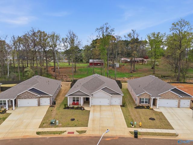 344 Sandy Oak Drive, Harvest, AL 35749