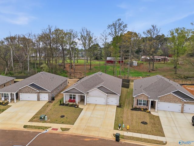 344 Sandy Oak Drive, Harvest, AL 35749