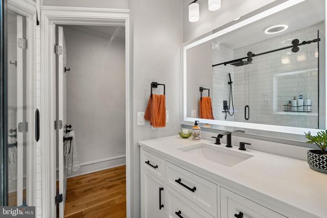 5146 SANSOM ST, Philadelphia, PA 19139