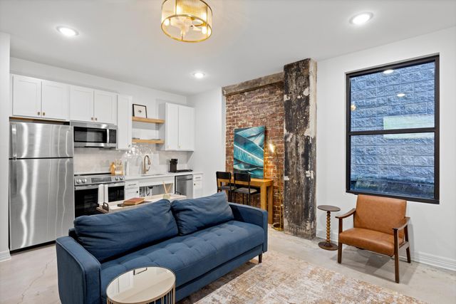 117 E 7th Street 207-C, Chattanooga, TN 37402