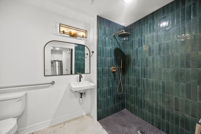 117 E 7th Street 207-C, Chattanooga, TN 37402