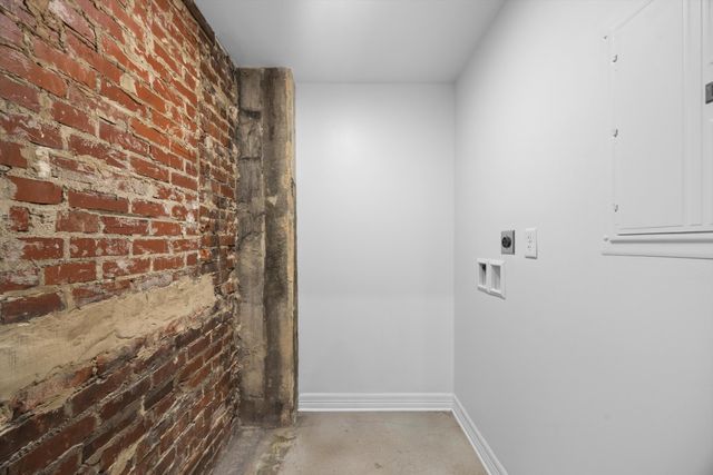 117 E 7th Street 207-C, Chattanooga, TN 37402