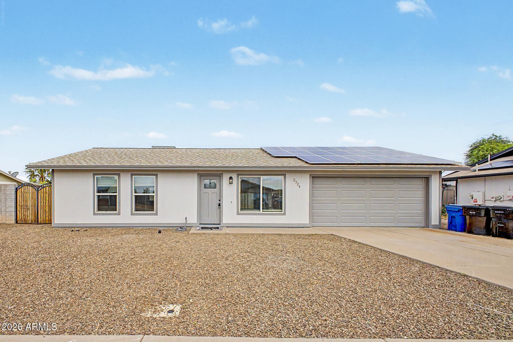 2724 E Holmes Avenue, Mesa, AZ 85204 — exterior