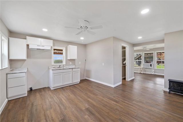 1234 Bend Of The Bosque Road, China Spring, TX 76633