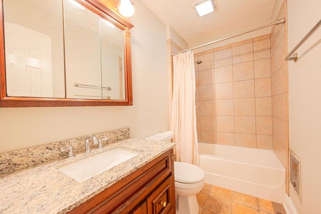 415 S Dogwood Drive, Berea, KY 40403