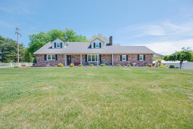 415 S Dogwood Drive, Berea, KY 40403
