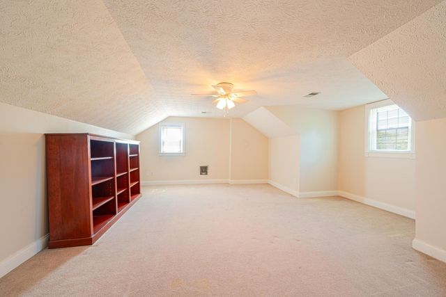 415 S Dogwood Drive, Berea, KY 40403