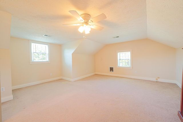 415 S Dogwood Drive, Berea, KY 40403