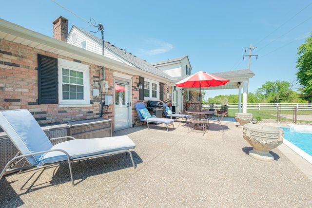415 S Dogwood Drive, Berea, KY 40403