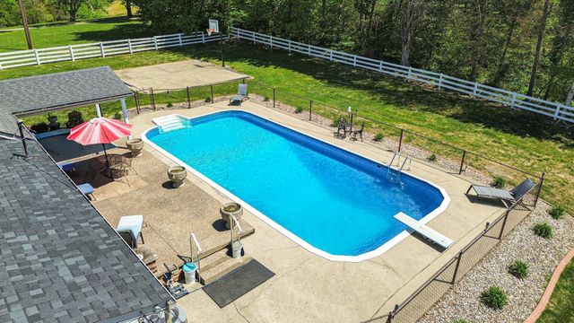415 S Dogwood Drive, Berea, KY 40403