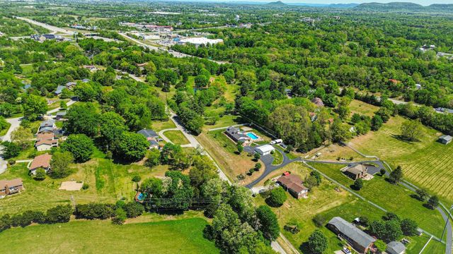 415 S Dogwood Drive, Berea, KY 40403
