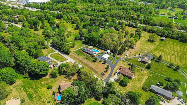 415 S Dogwood Drive, Berea, KY 40403