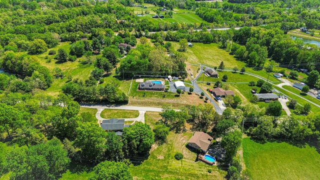415 S Dogwood Drive, Berea, KY 40403
