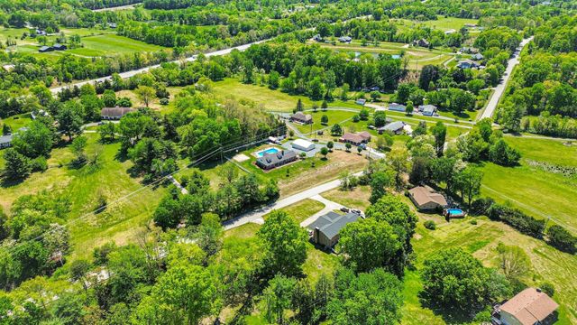 415 S Dogwood Drive, Berea, KY 40403
