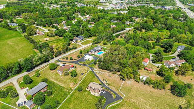 415 S Dogwood Drive, Berea, KY 40403