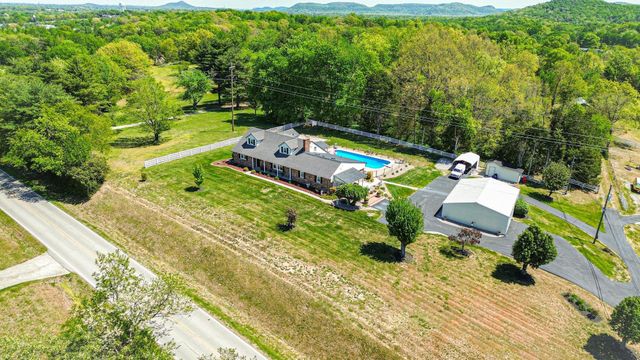 415 S Dogwood Drive, Berea, KY 40403