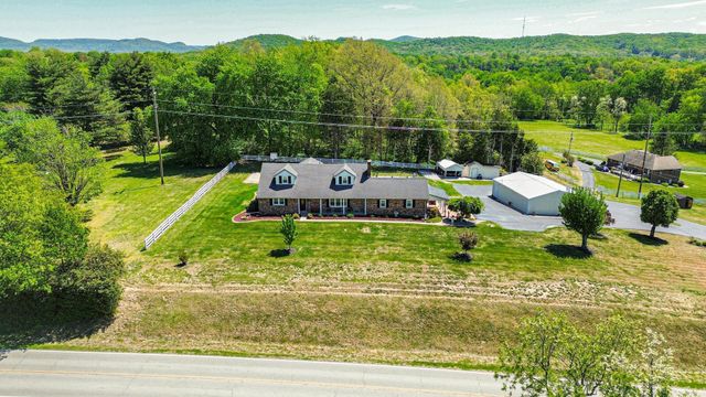 415 S Dogwood Drive, Berea, KY 40403