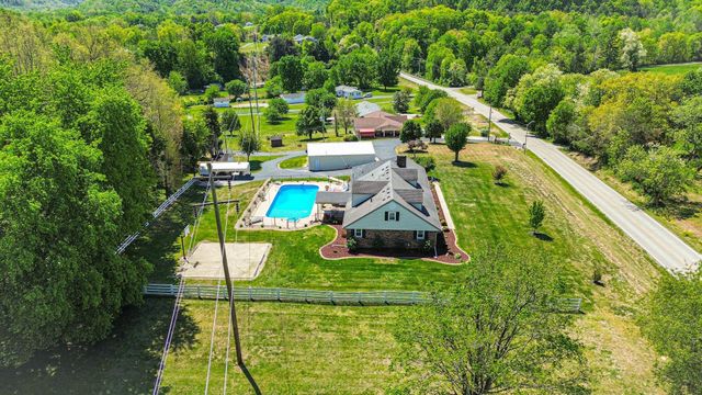 415 S Dogwood Drive, Berea, KY 40403