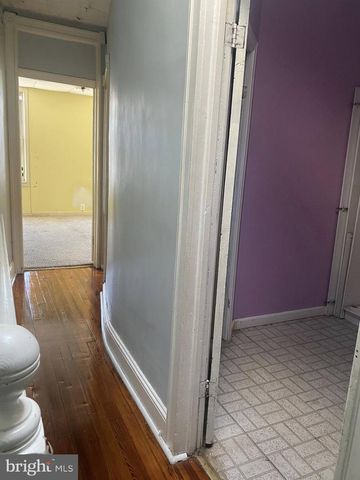 206 W LORRAINE AVE, Baltimore, MD 21211