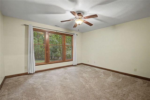 195 Colonial Lane, Dayton, OH 45429