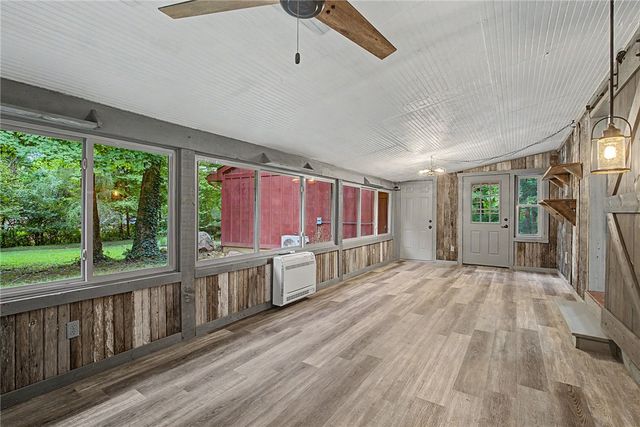 195 Colonial Lane, Dayton, OH 45429