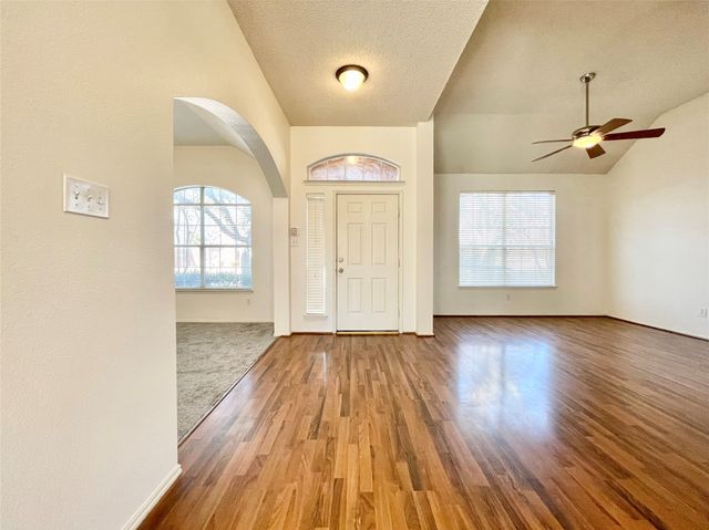 9711 Saddle Drive, Frisco, TX 75035