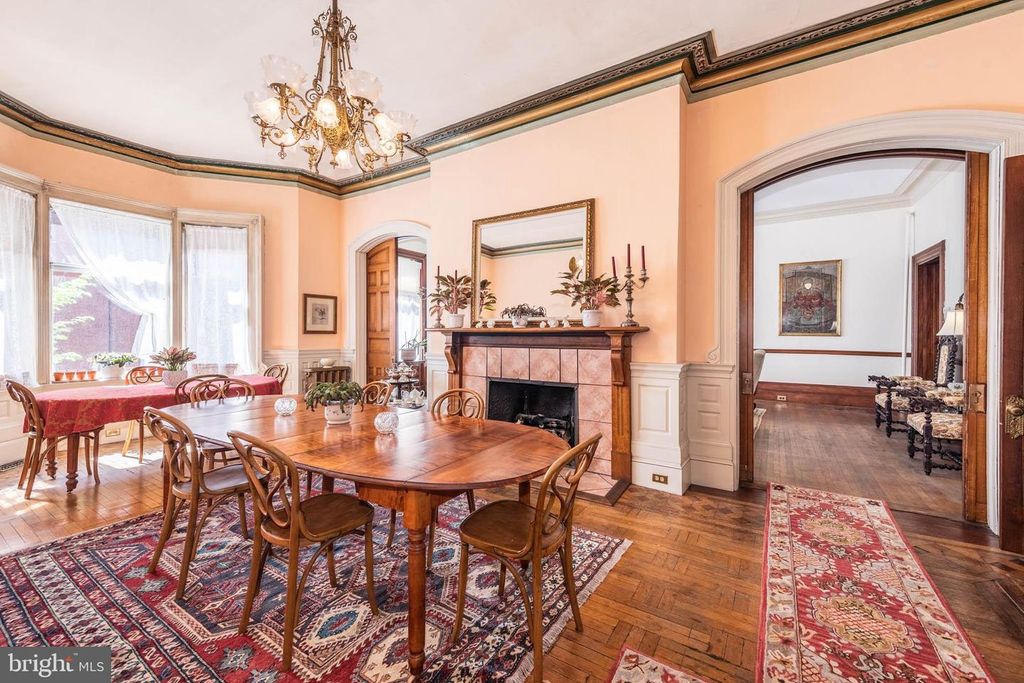 Image 10 of property listing at 1801 EUTAW PL, Baltimore, MD 21217