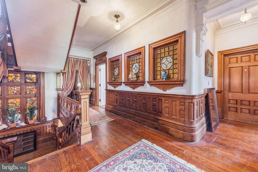 Image 17 of property listing at 1801 EUTAW PL, Baltimore, MD 21217