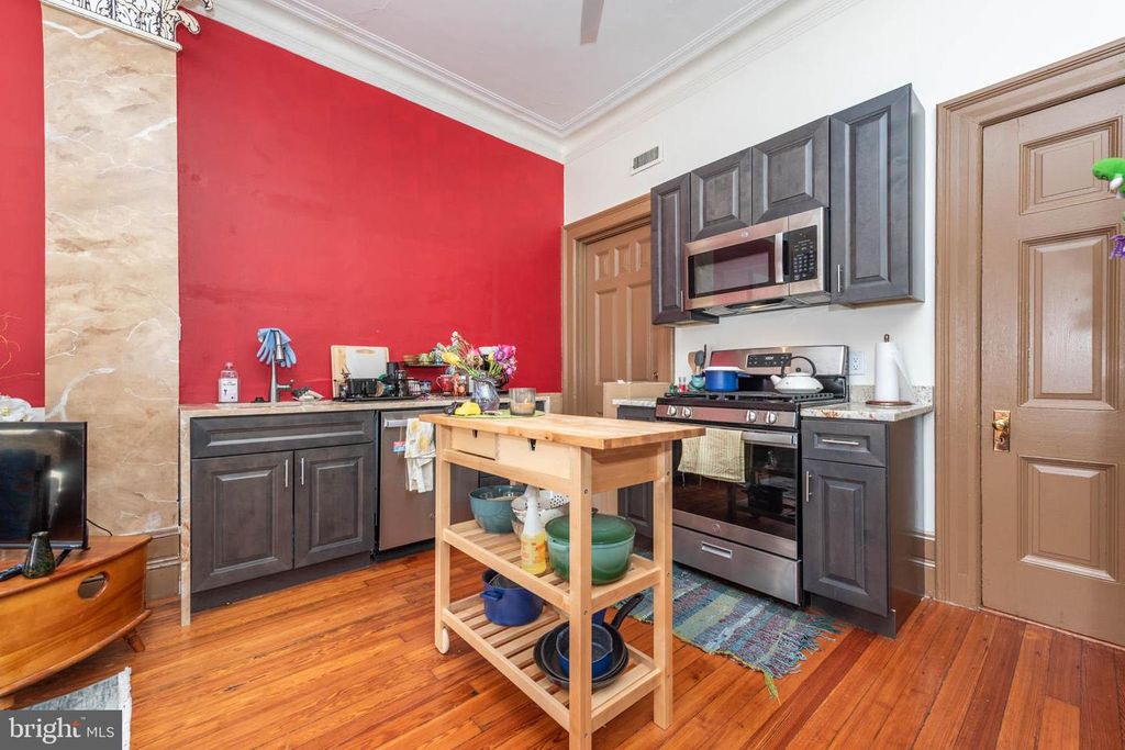 Image 29 of property listing at 1801 EUTAW PL, Baltimore, MD 21217