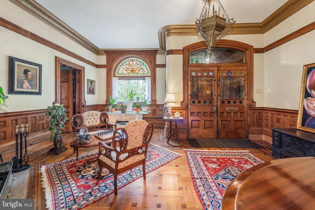 Image 3 of property listing at 1801 EUTAW PL, Baltimore, MD 21217