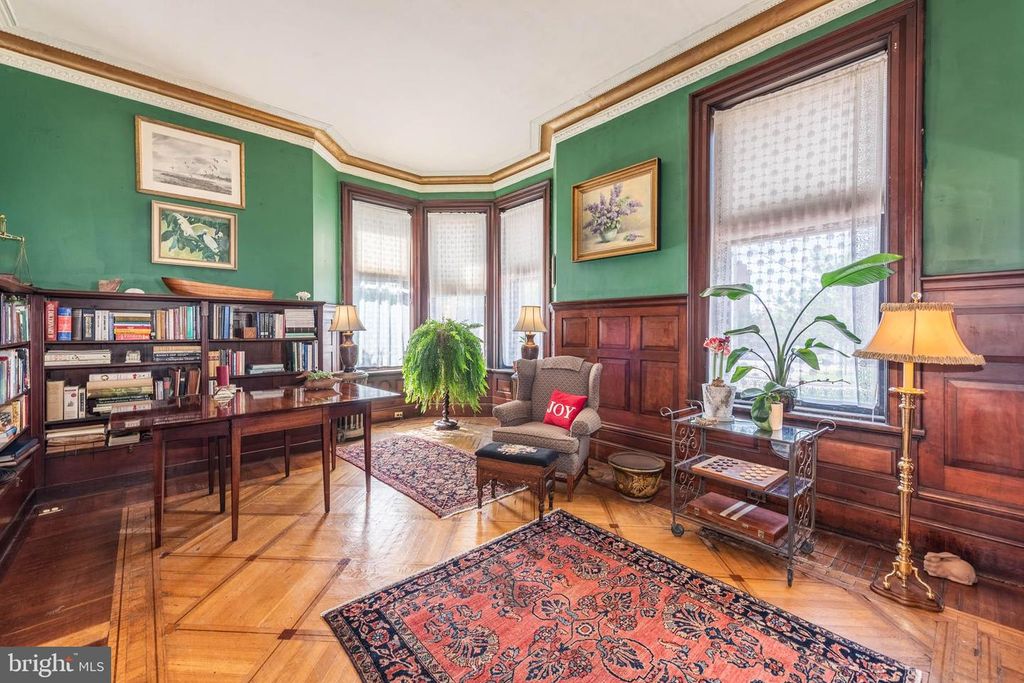 Image 5 of property listing at 1801 EUTAW PL, Baltimore, MD 21217