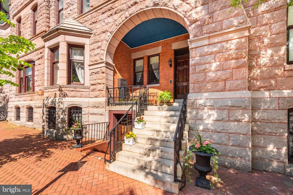 Image 51 of property listing at 1801 EUTAW PL, Baltimore, MD 21217